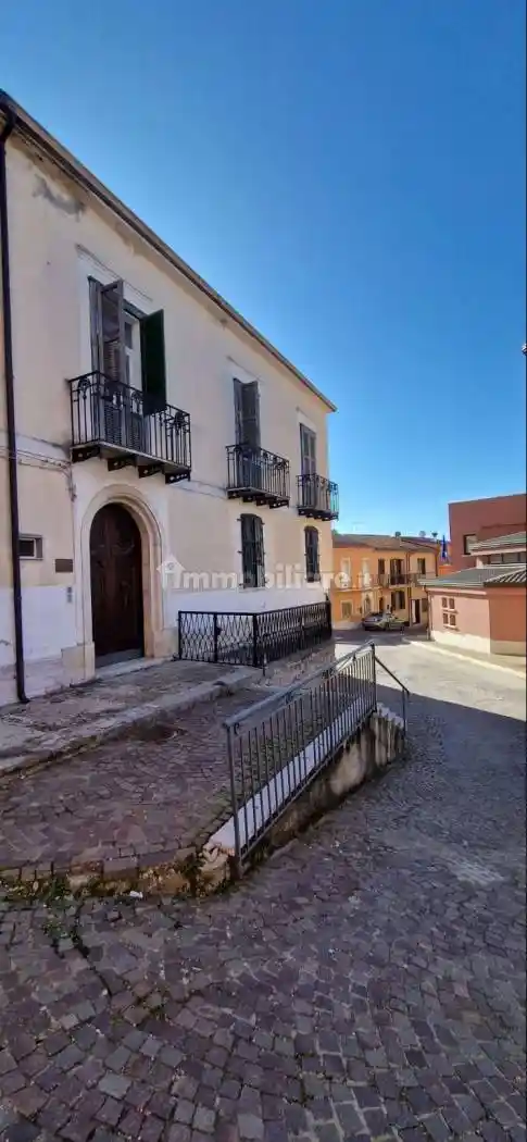 Appartamento via Benedetto Croce 2, Carife - foto 3