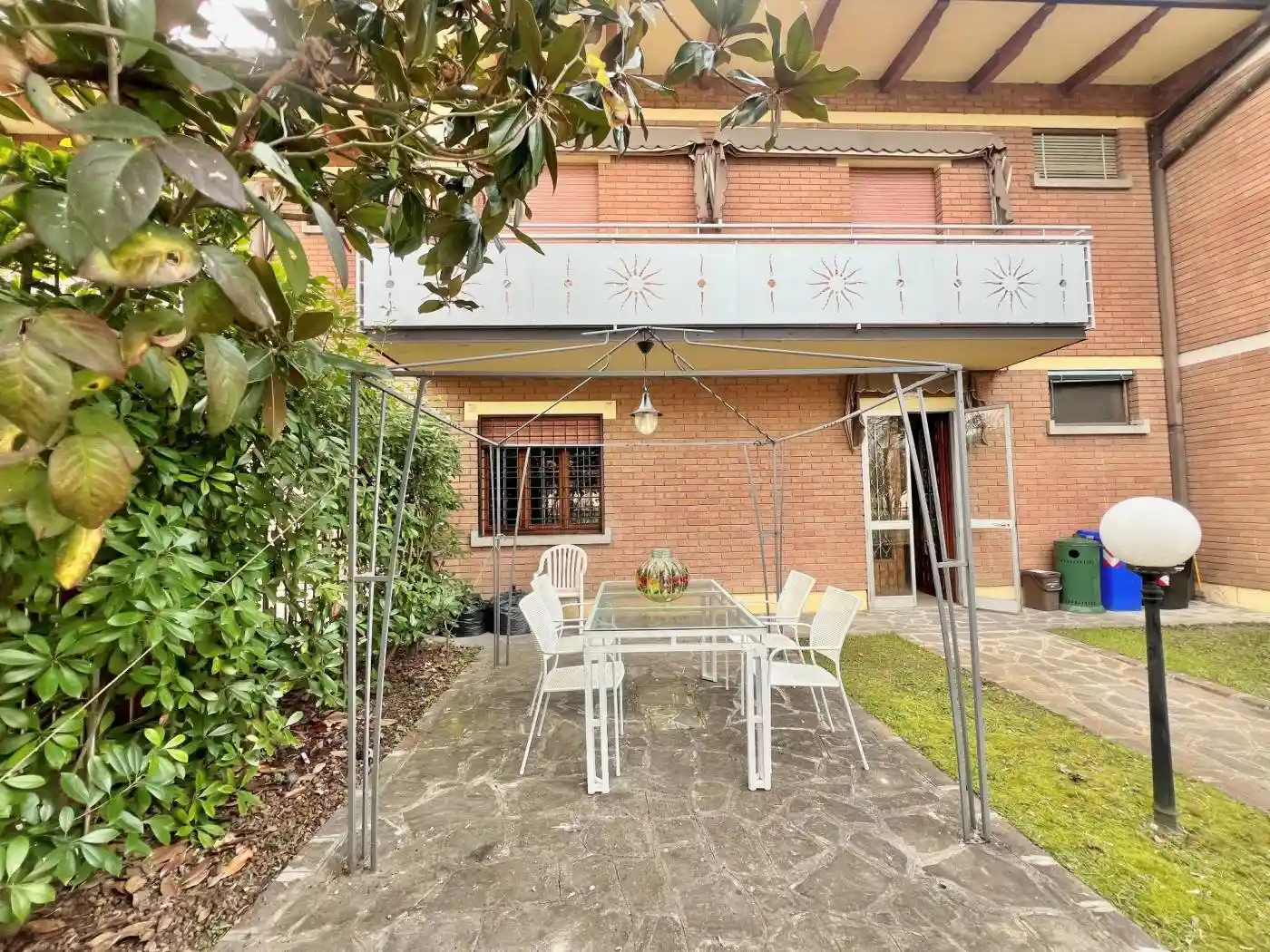 Villetta a schiera in vendita a Novi di Modena