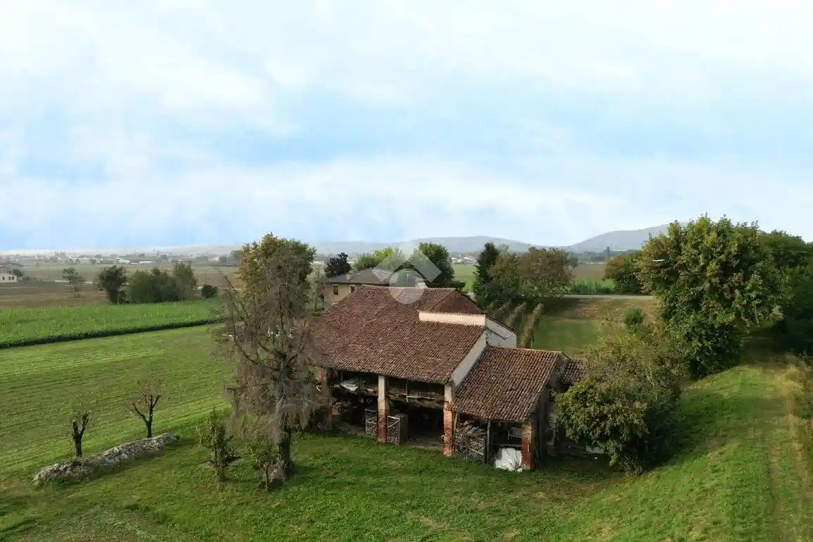 Rustico - Casale in vendita a Breganze