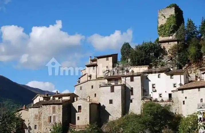 Rustico - Casale in vendita a Ferentillo