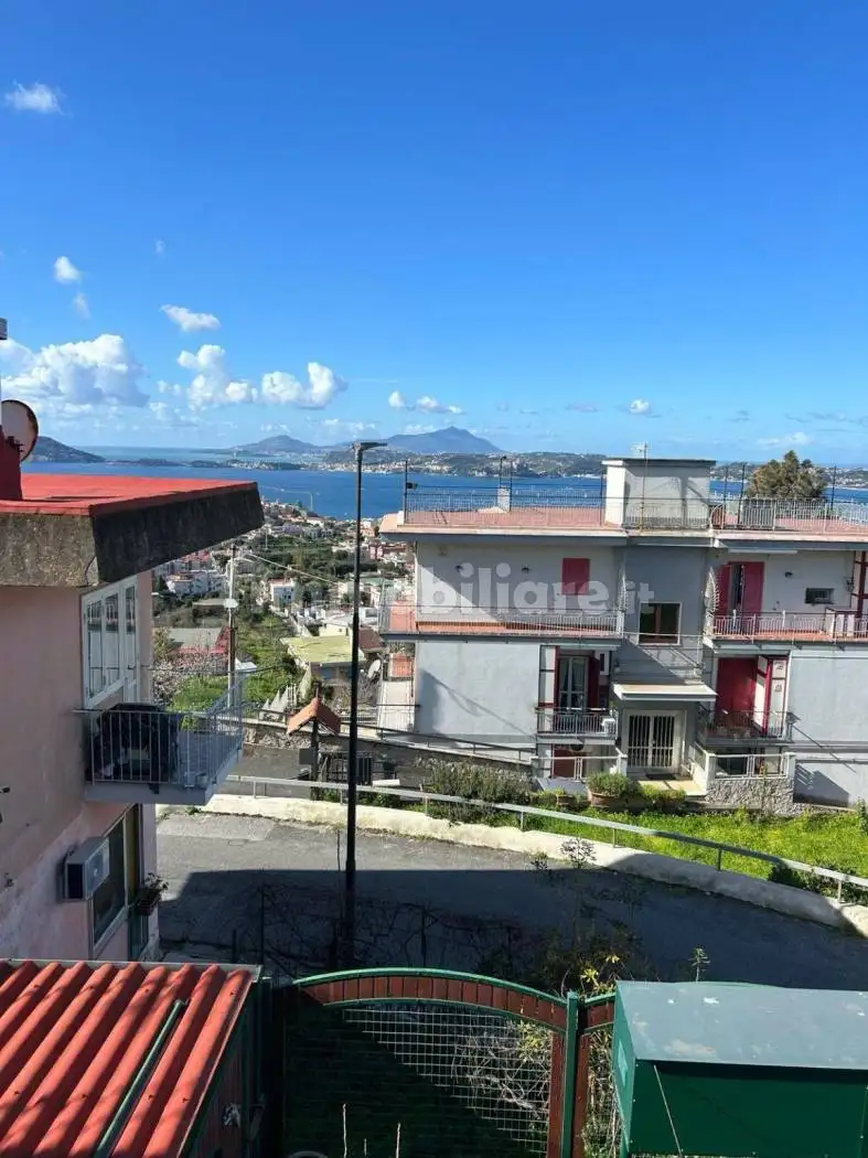 Appartamento in vendita a Pozzuoli