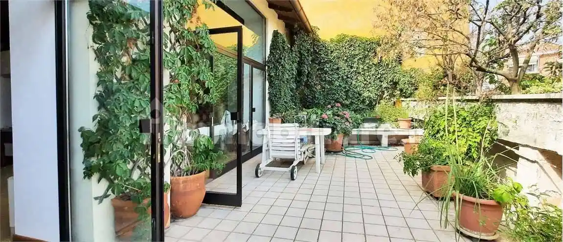 Appartamento in vendita a Piacenza