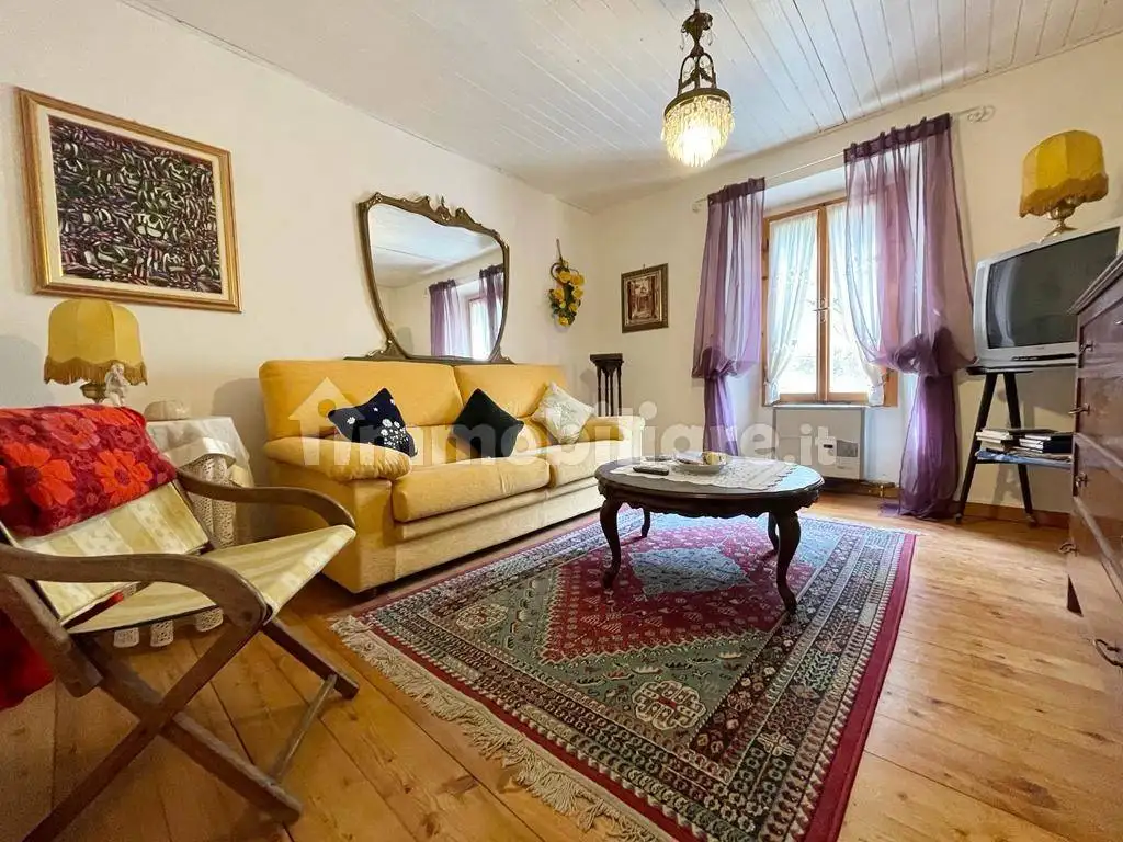 Casa indipendente in vendita a Lizzano in Belvedere