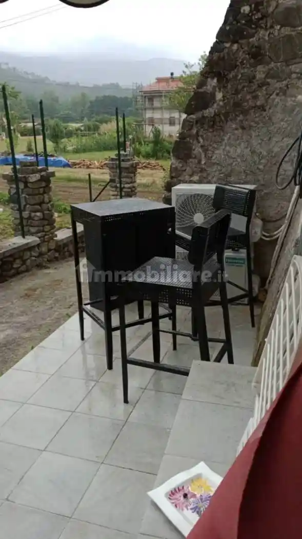 Appartamento in vendita a Beverino