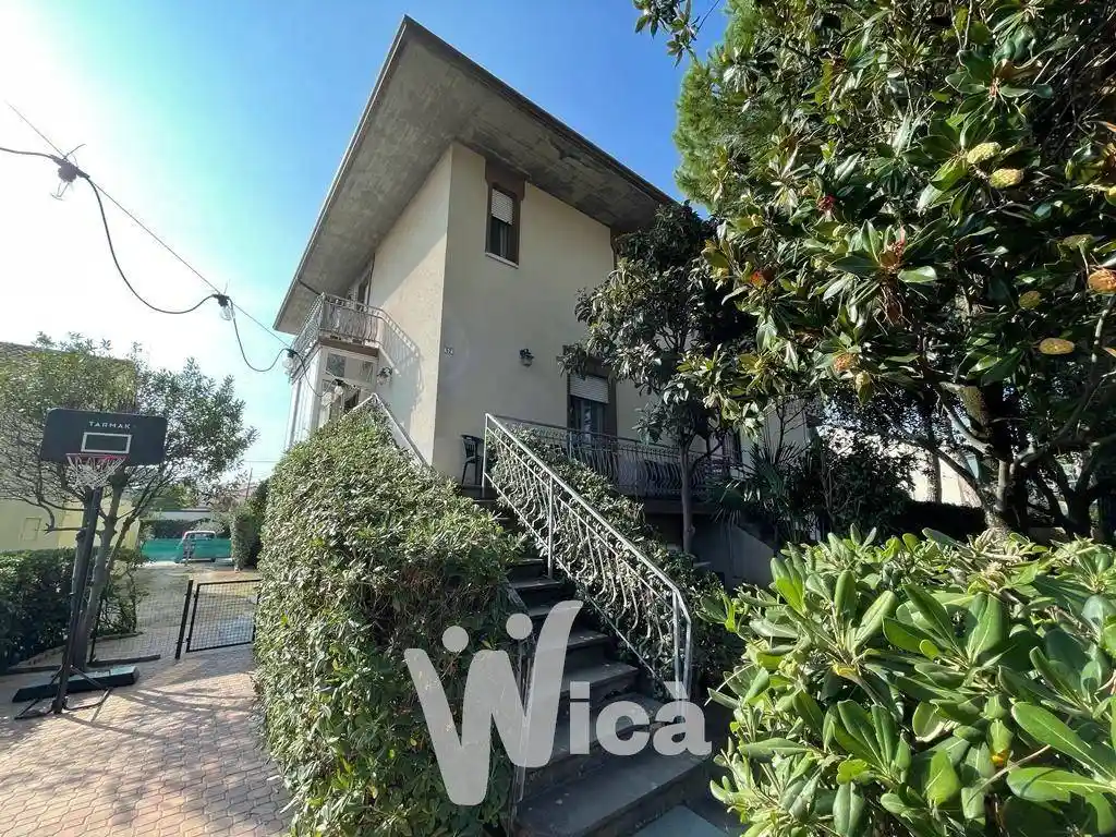 Villa in vendita a Cervia