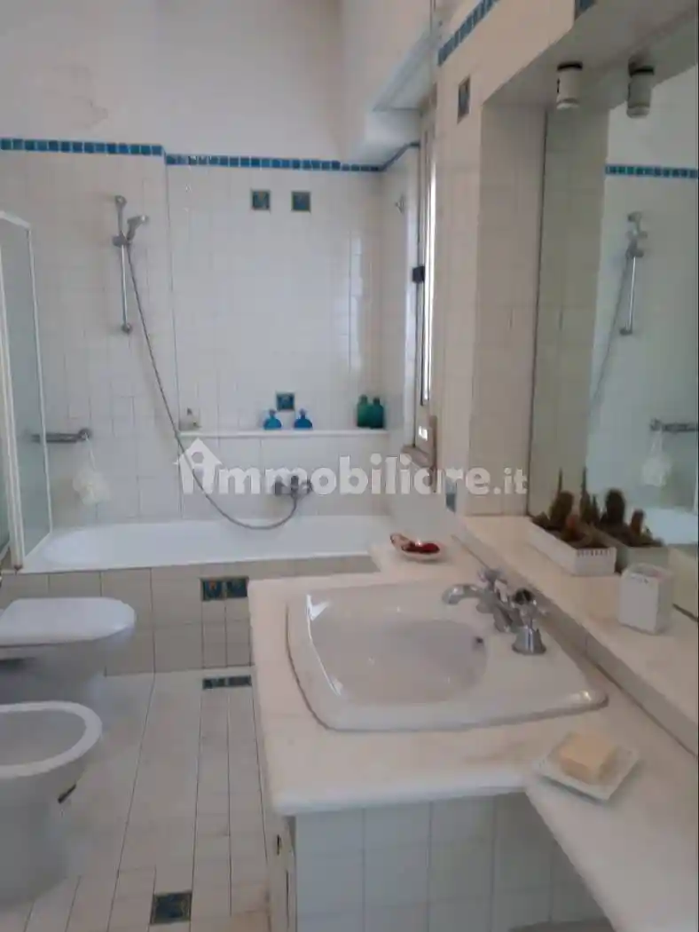 Trilocale via Bernardo Cavallino, Rione Alto, Napoli - foto 4