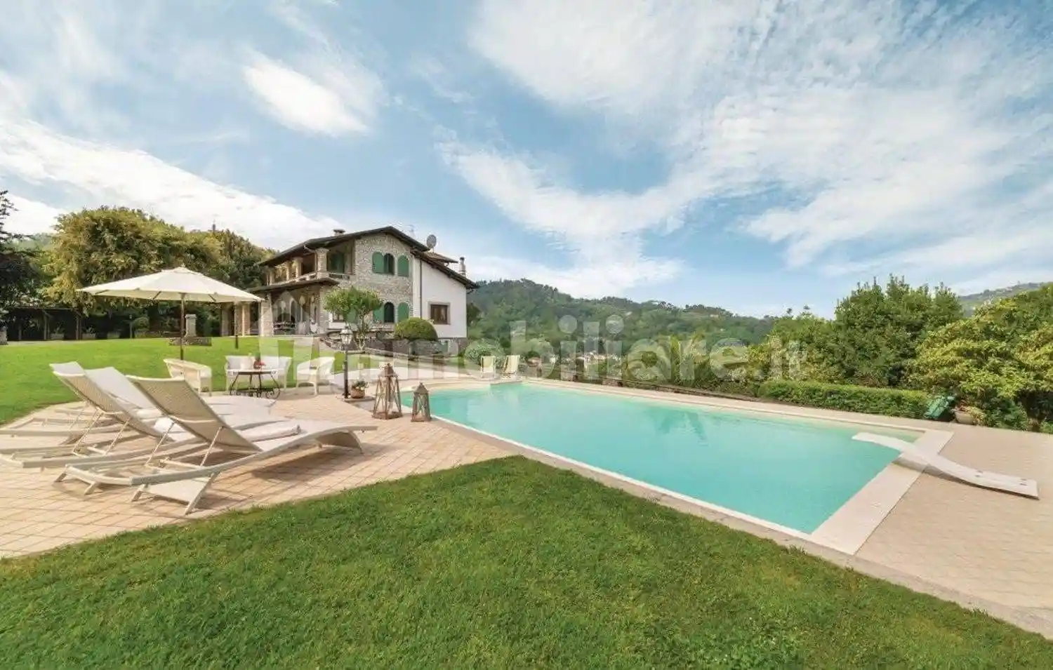 Villa in vendita a Camaiore