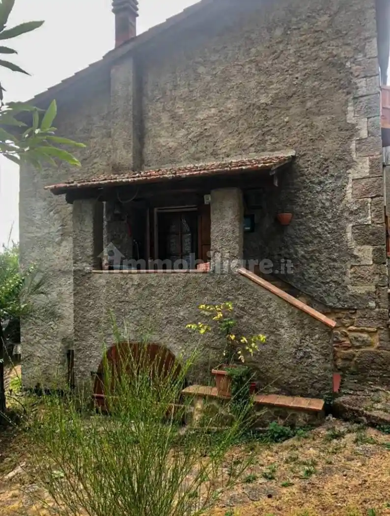 Casa indipendente in vendita a Abbadia San Salvatore