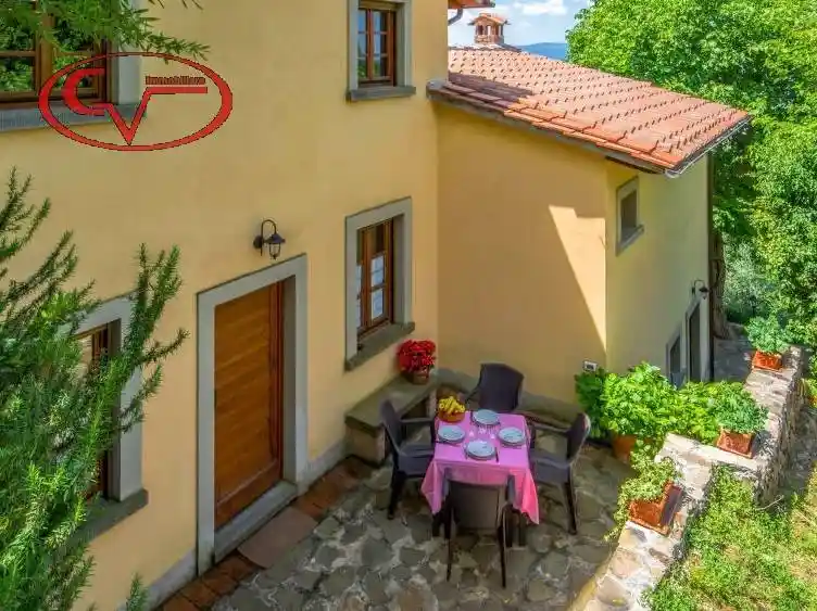 Casa indipendente in vendita a Loro Ciuffenna