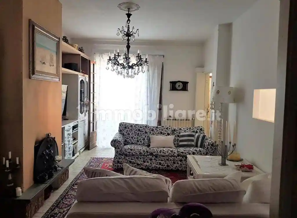 Villetta a schiera in vendita a Castelnuovo Magra