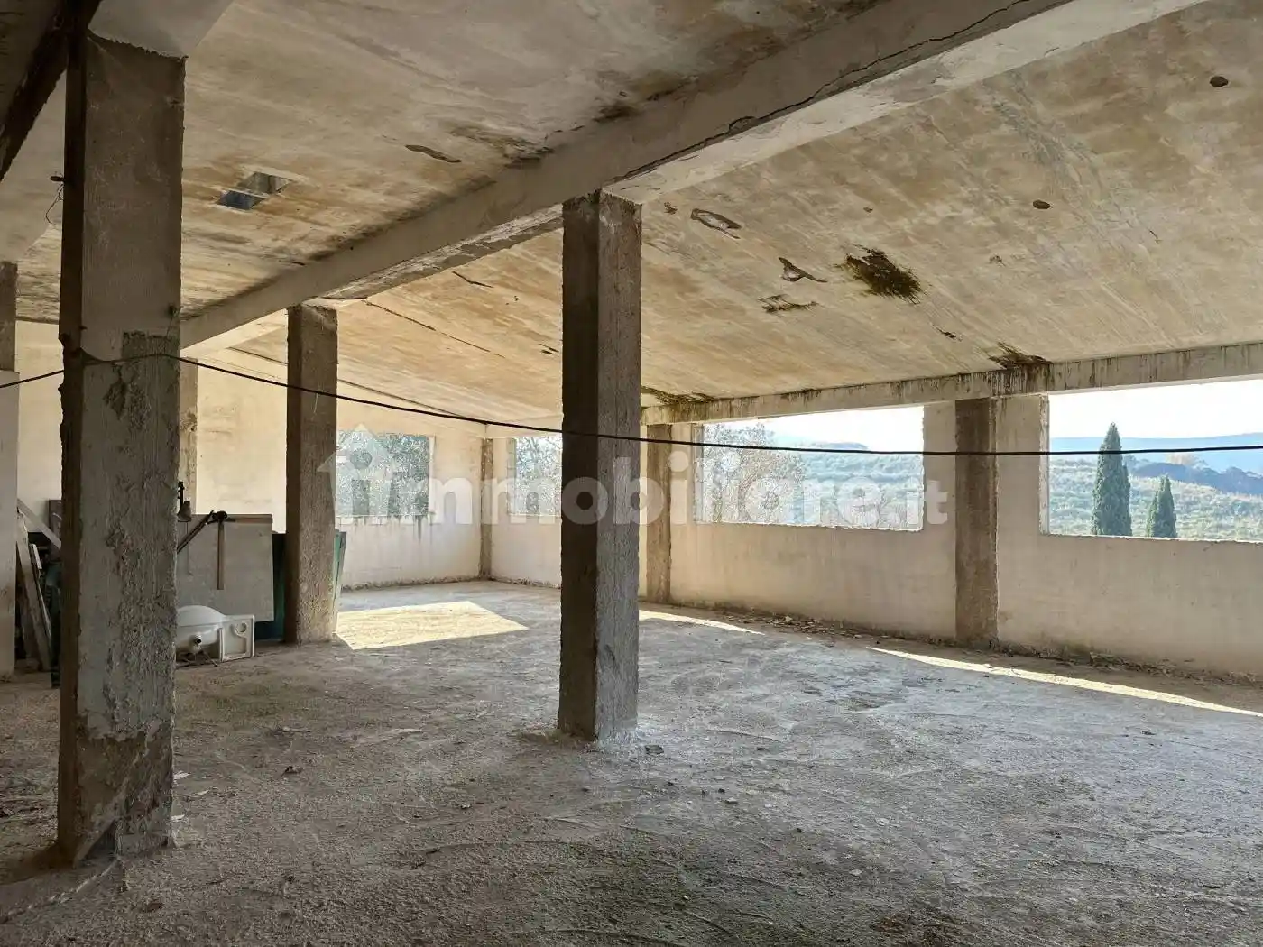 Rustico, nuovo, 700 m², Camigliano - foto 3