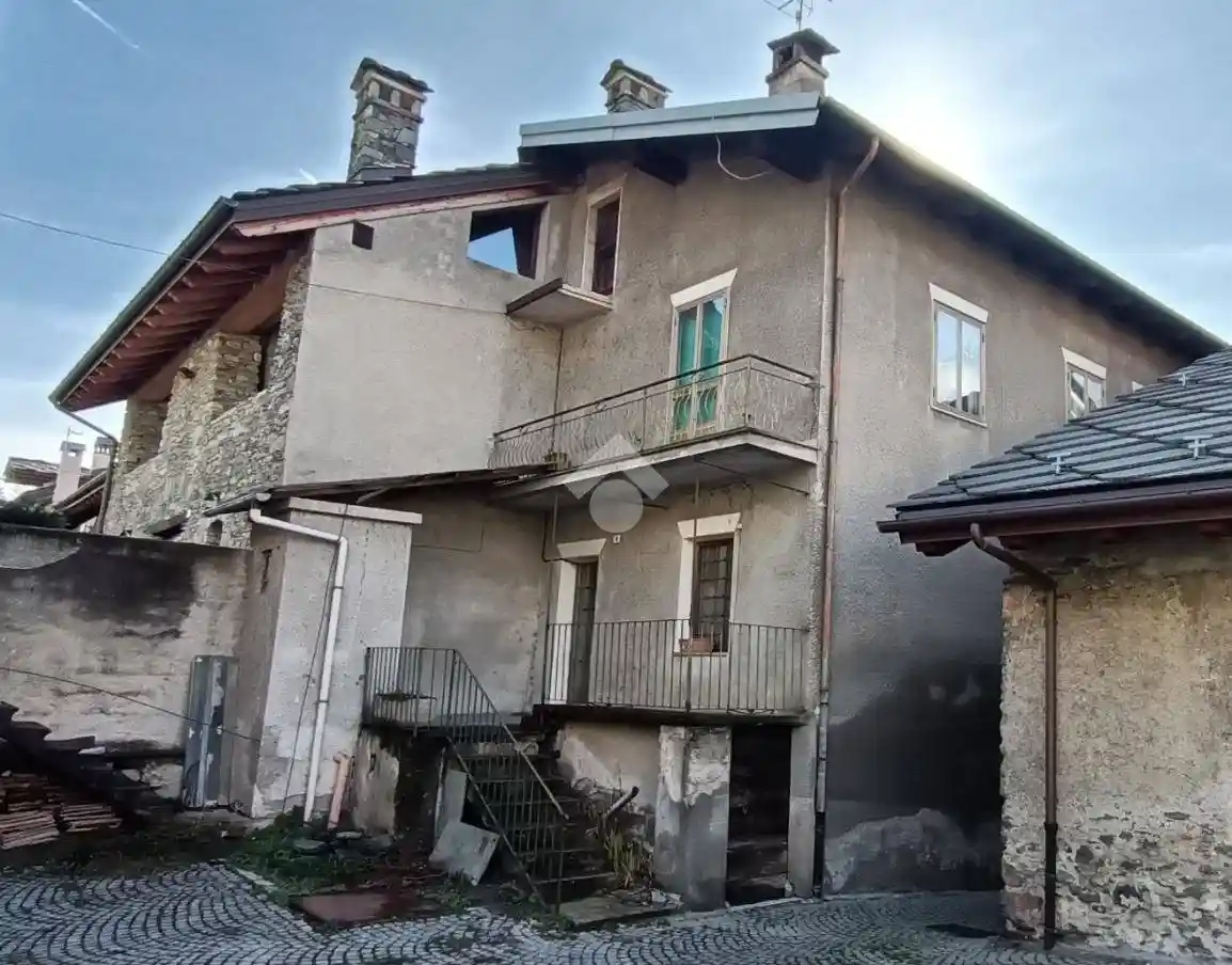 Casa indipendente in vendita a Nus