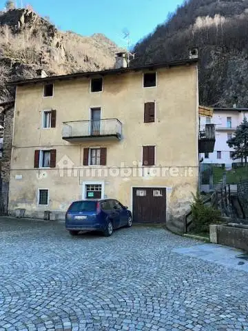 Casa indipendente in vendita a Forcola