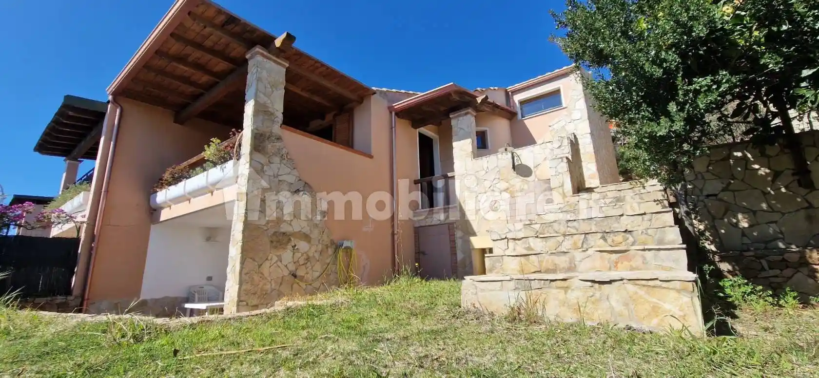 Villa in vendita a Domus De Maria