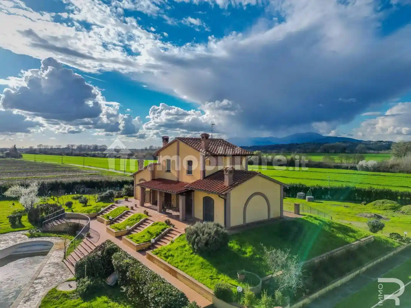 Villa in vendita a Montopoli in Val d'Arno