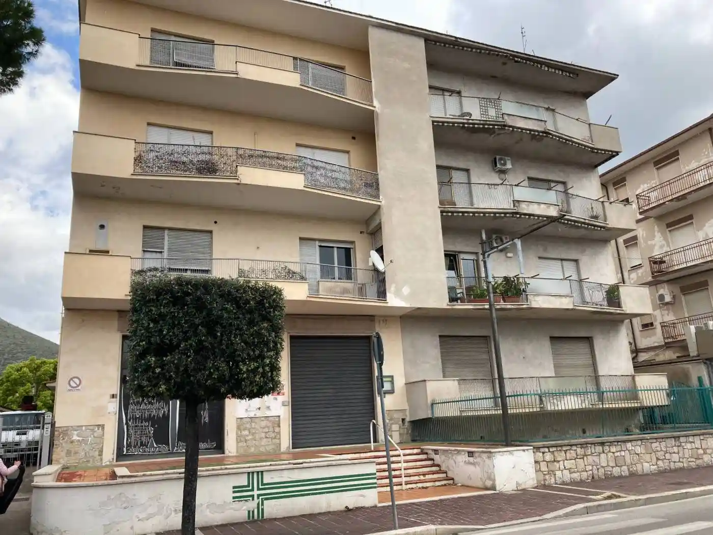 Palazzo - Edificio in vendita a Fondi