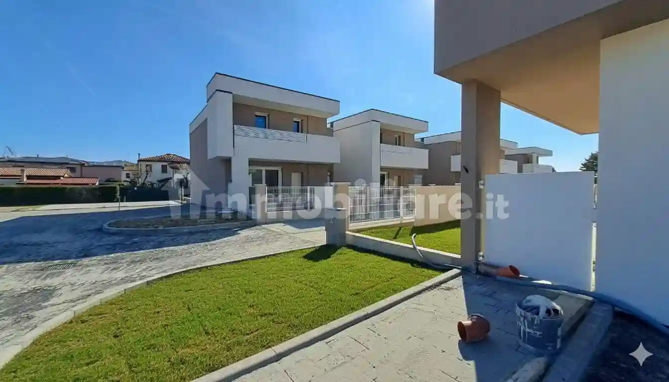 Villetta a schiera - foto 2