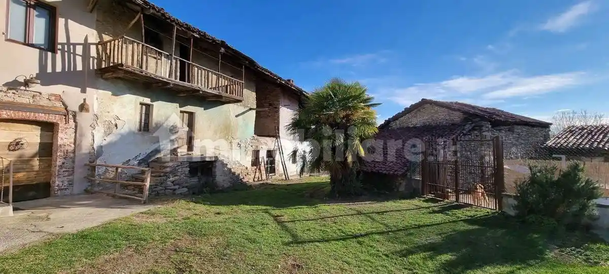 Rustico - Casale in vendita a Cantalupa