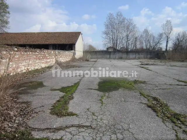 Palazzo - Edificio in vendita a Brescia