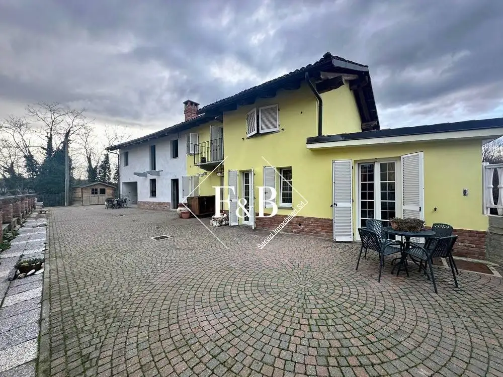 Villa in vendita a Asti