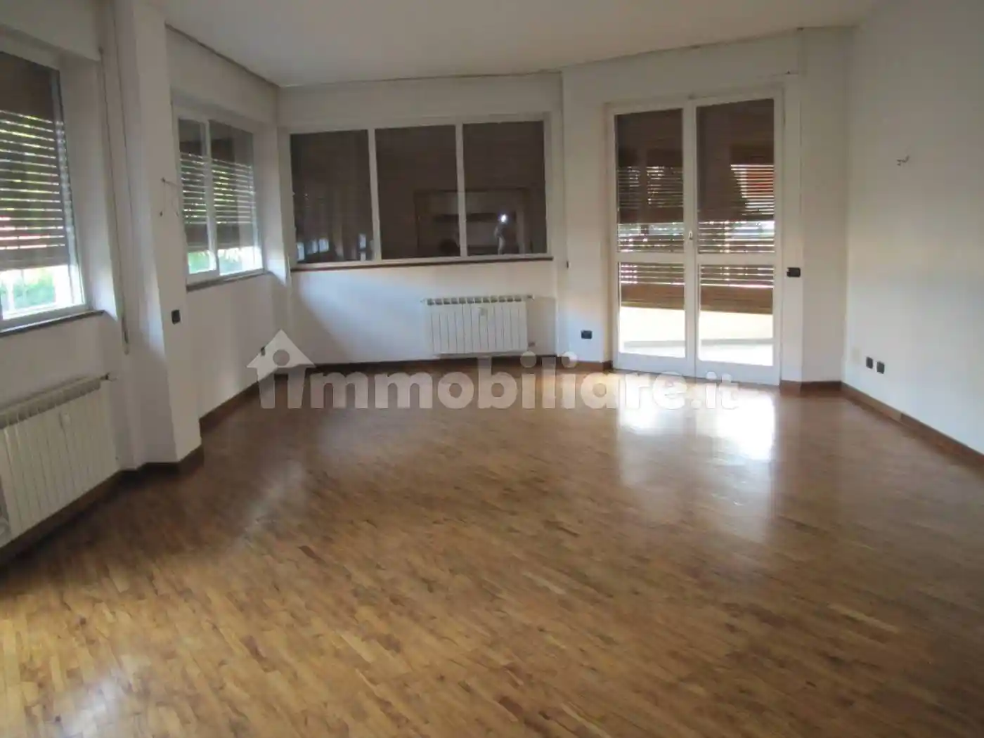 Appartamento in vendita a Sarzana