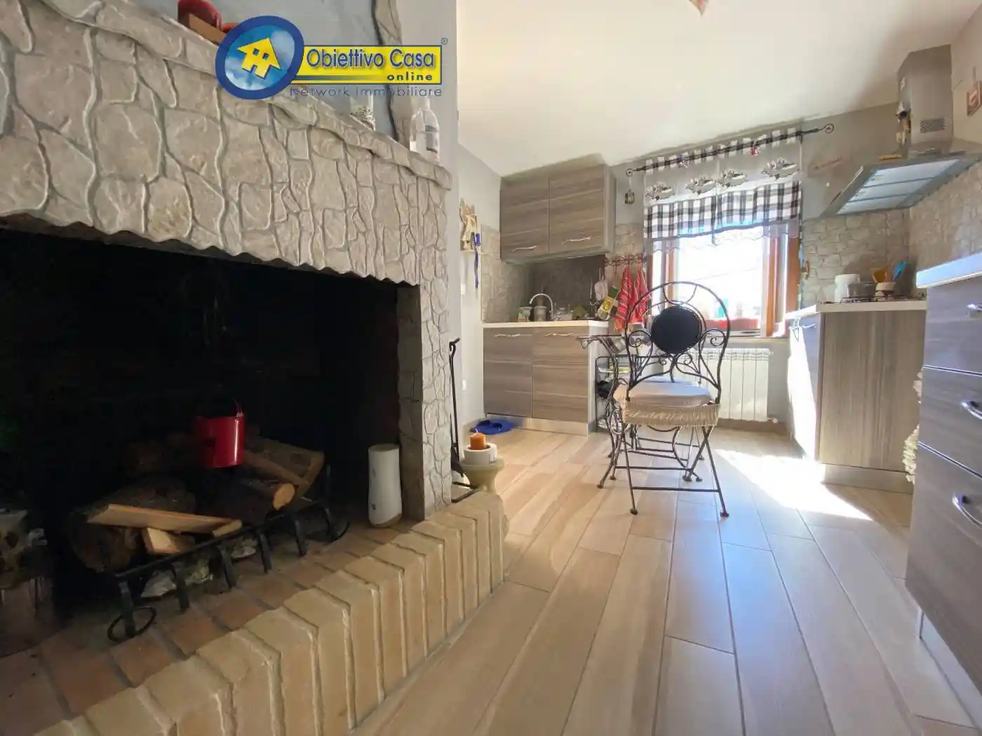 Terratetto plurifamiliare frazione borgo novo snc, Torricella Sicura - foto 2