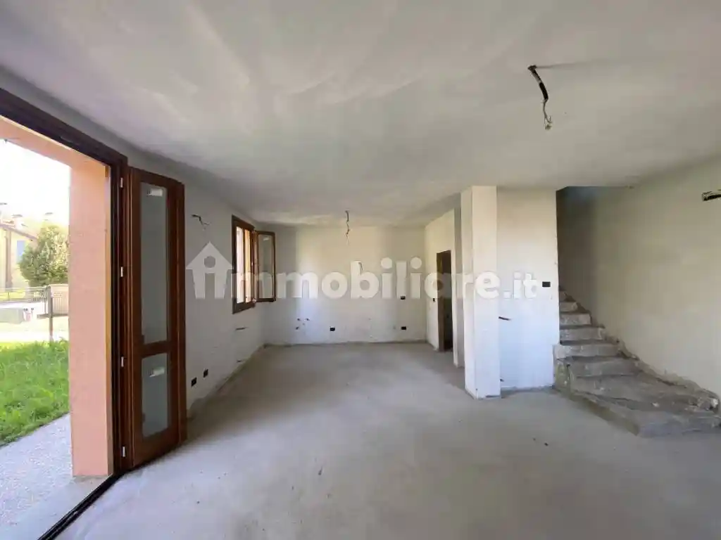 Villa in vendita a Finale Emilia