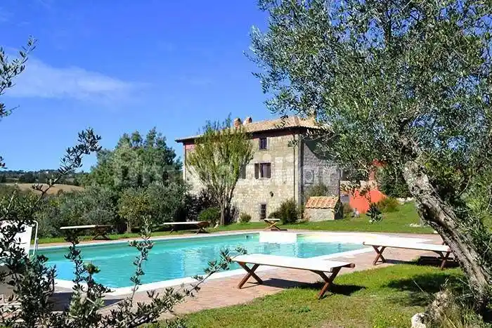 Rustico - Casale in vendita a Montefiascone