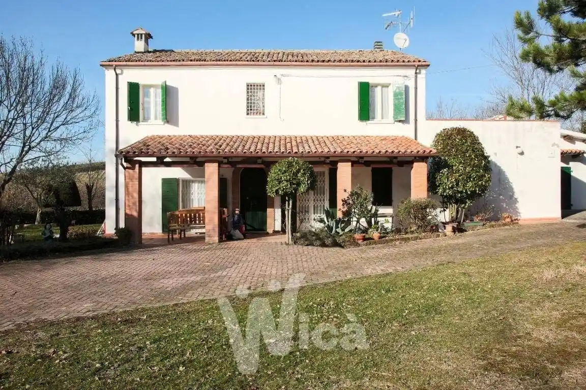 Terratetto unifamiliare 365 m², buono stato, Settecrociari, Cesena - foto 3