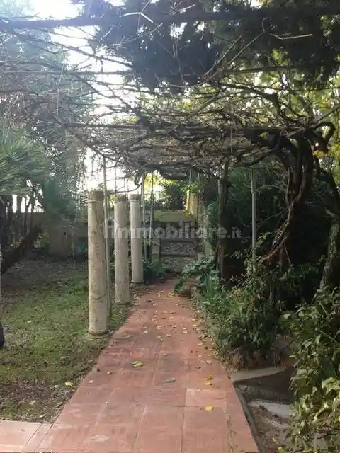 Villa in vendita a Sesto Fiorentino