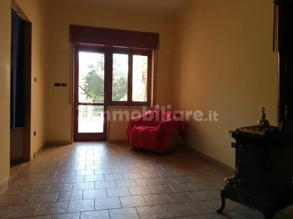 Villa a schiera via Giardino 33, Centro, Piana di Monte Verna - foto 4