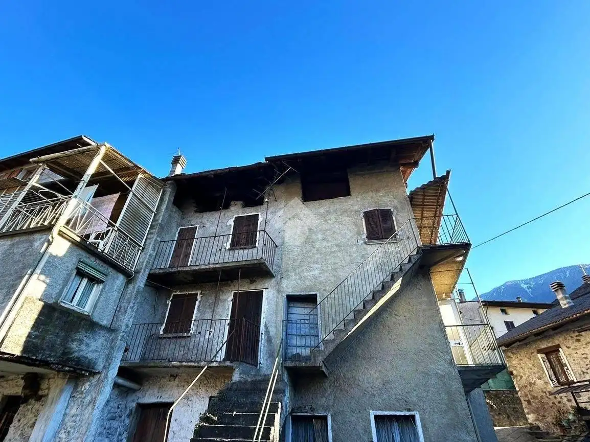 Rustico - Casale in vendita a Talamona