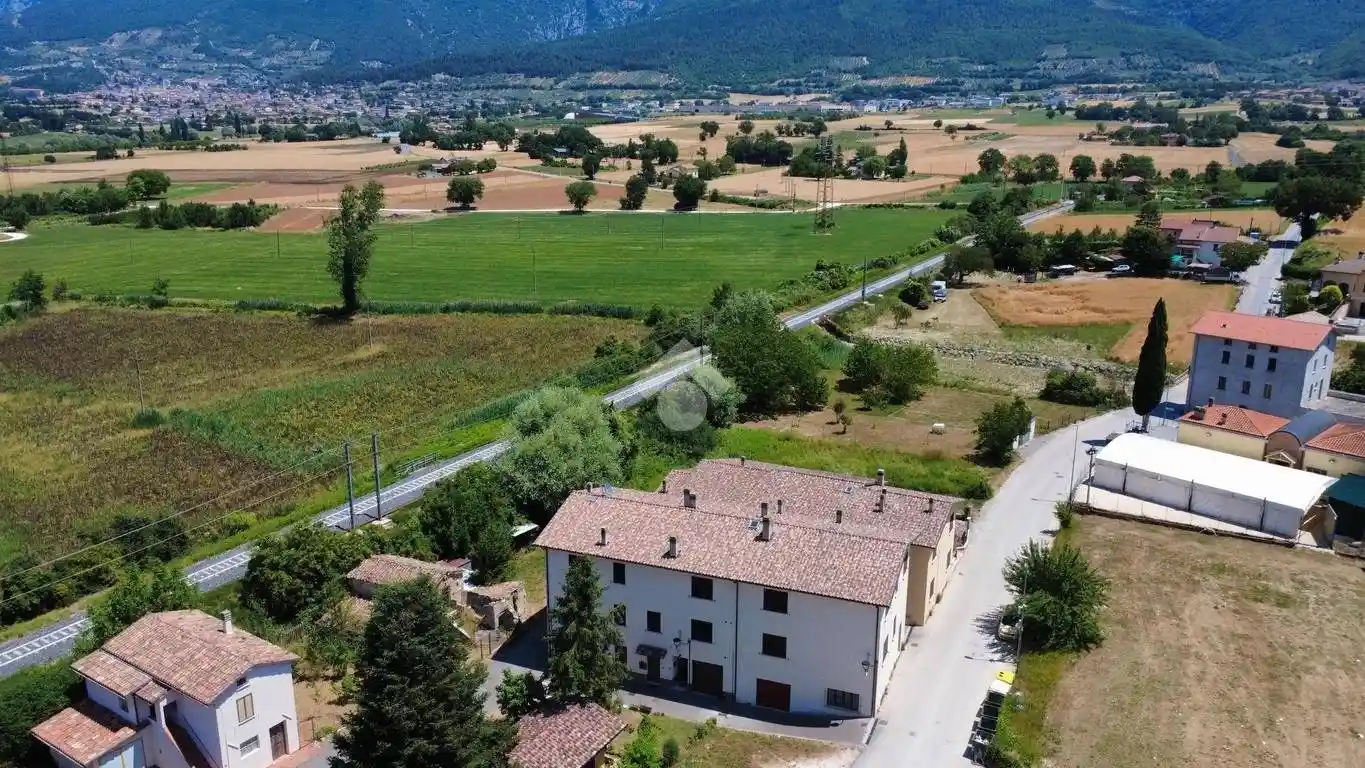 Casa indipendente in vendita a Gualdo Tadino