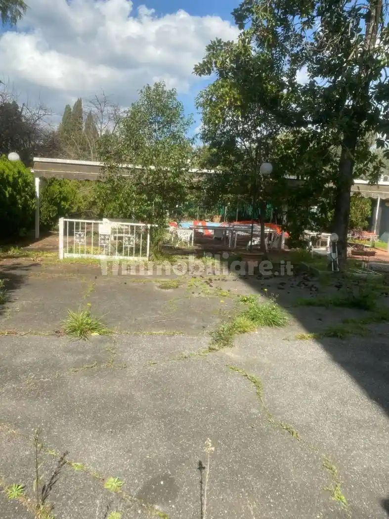 Palazzo - Edificio in Affitto - foto 5