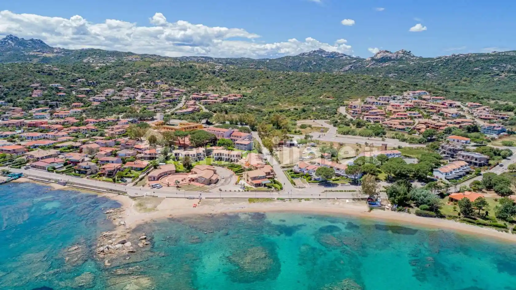 Appartamento in vendita a Arzachena