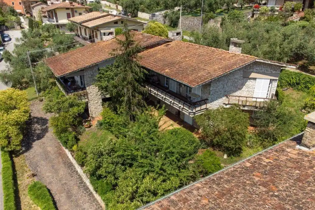 Villa in vendita a Monsummano Terme