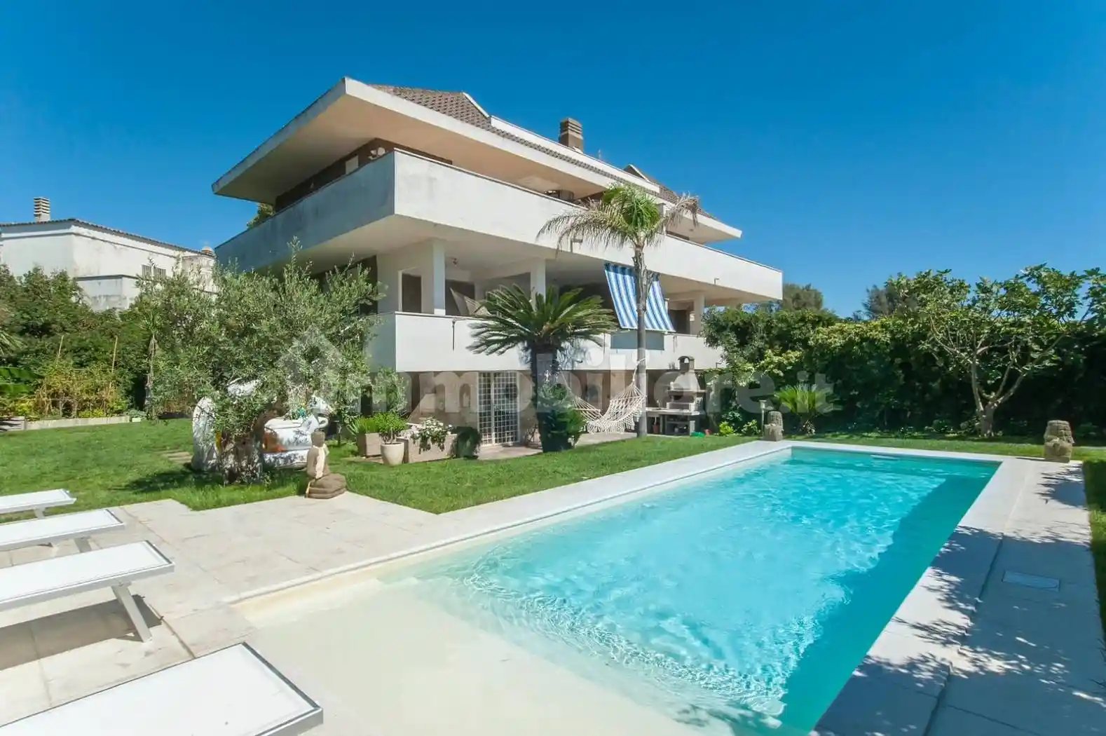 Villa in affitto a Fiumicino