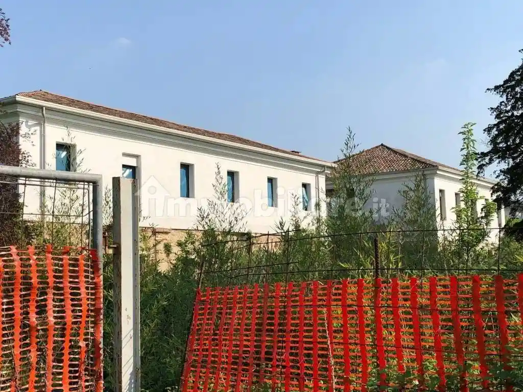 Palazzo - Edificio in vendita a San Giorgio delle Pertiche