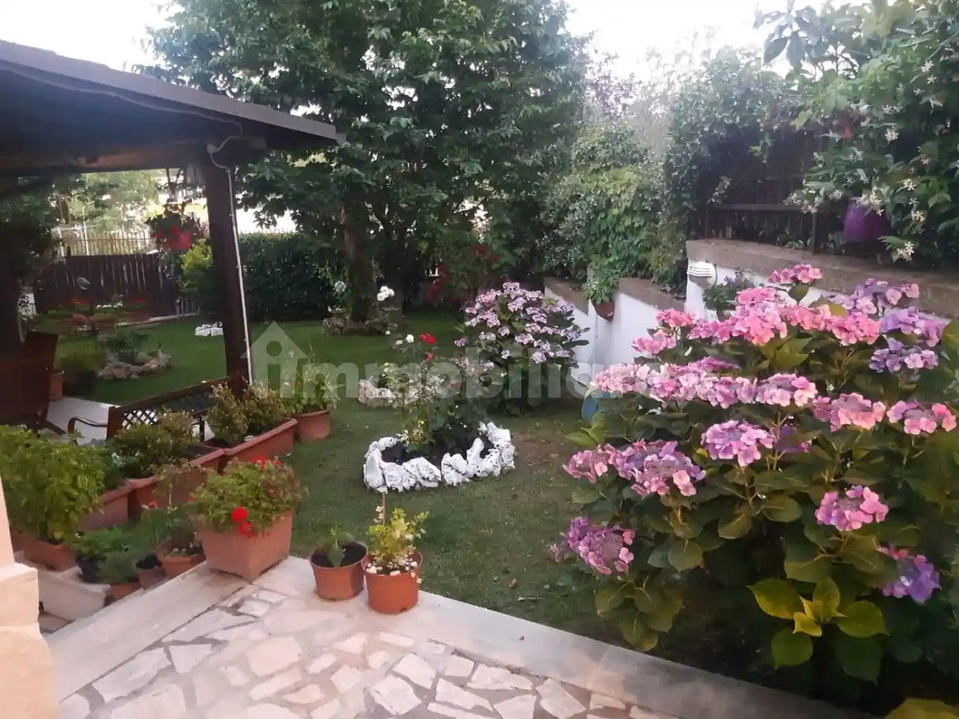 Villa in vendita a Pomezia