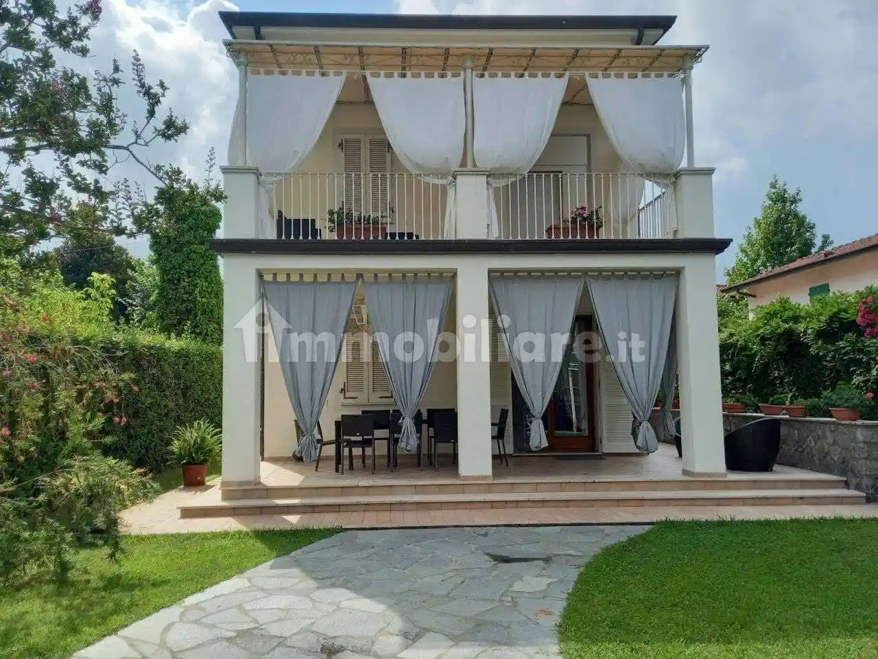 Villa in affitto a Forte dei Marmi