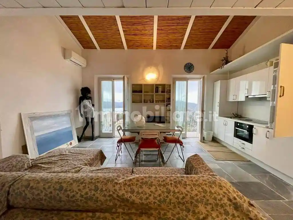 Appartamento in vendita a Capoliveri