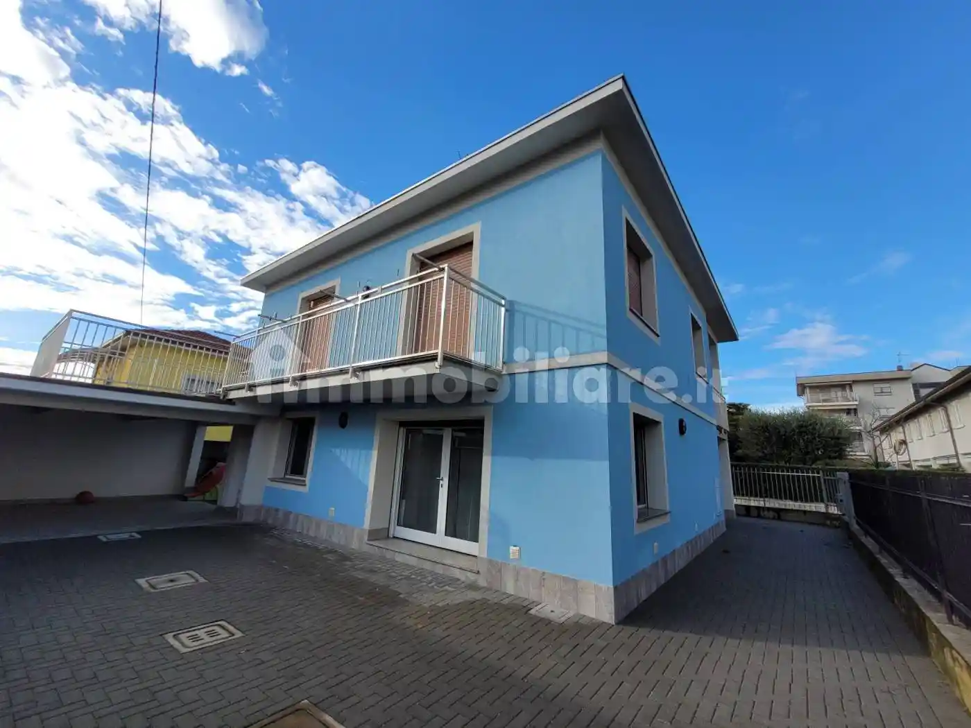 Villa in vendita a Busto Arsizio