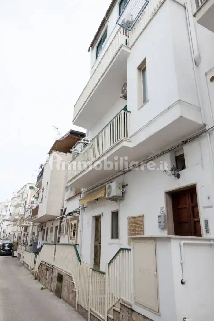 Palazzo - Edificio in vendita a Peschici