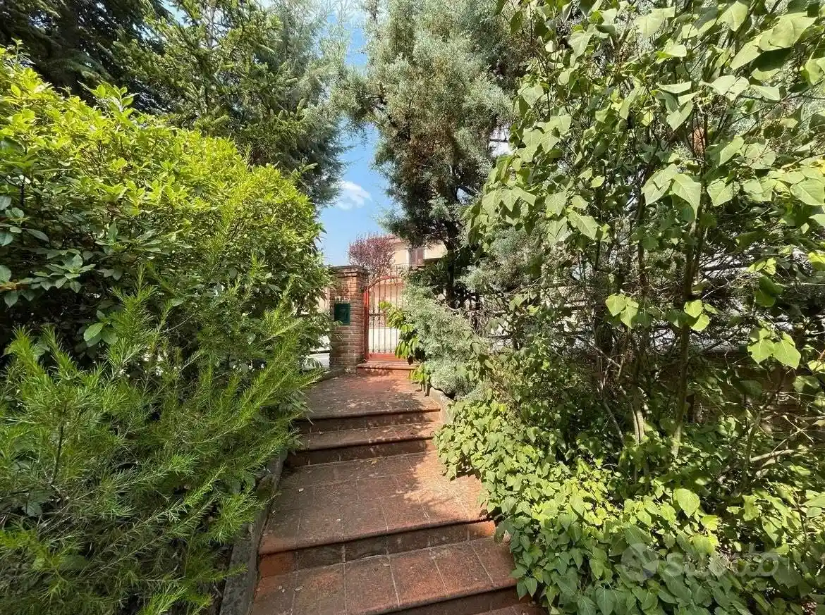 Palazzo - Edificio in Vendita - foto 2