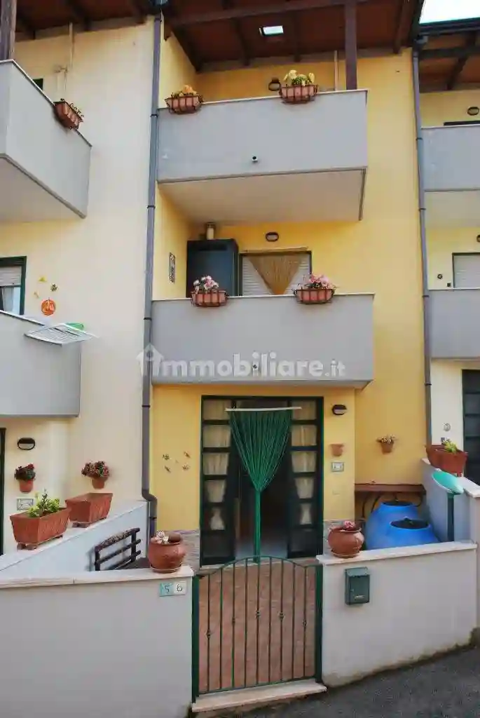 Villetta a schiera - foto 2