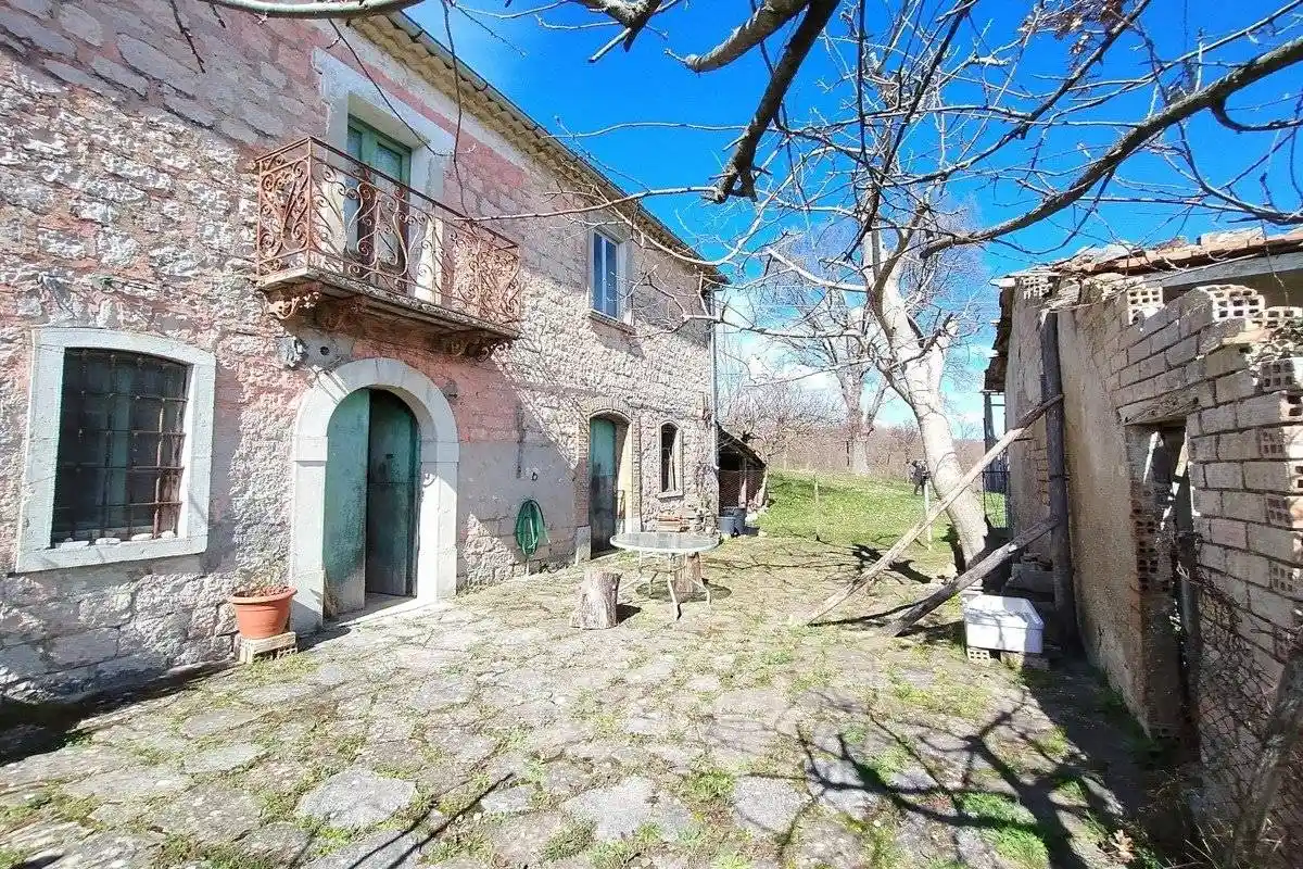Casa indipendente in vendita a Vinchiaturo