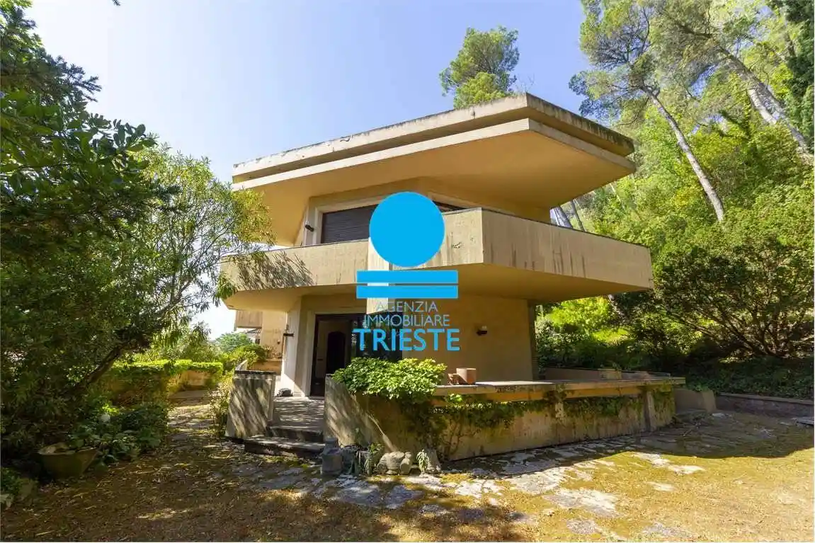 Villa in vendita a Pesaro