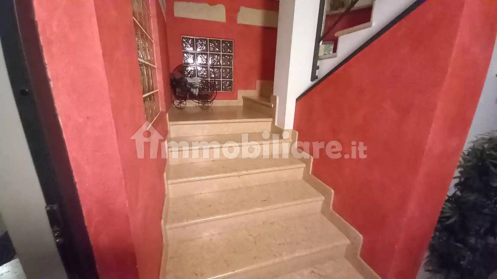 Palazzo - Edificio in vendita a Verona