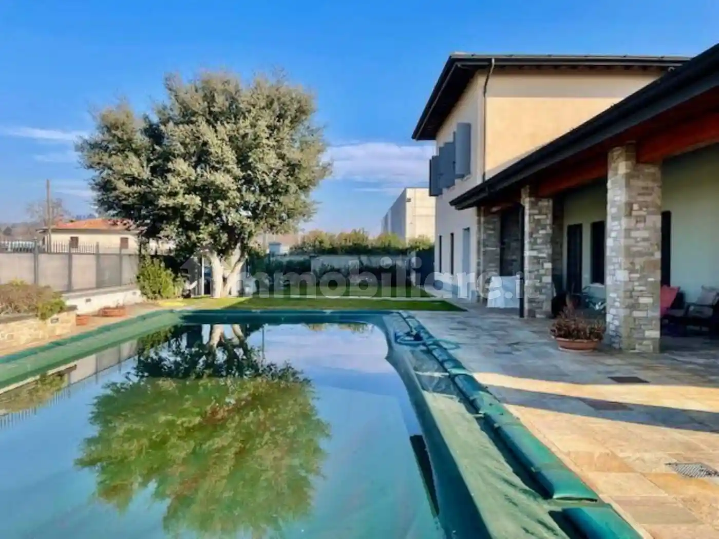 Villa in vendita a Solferino