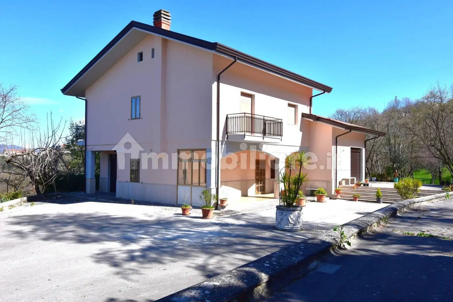 Villa in vendita a Manocalzati